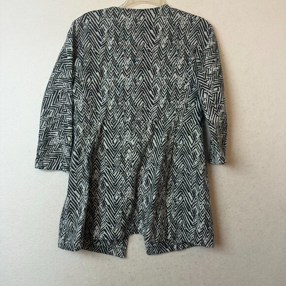 Cabi Jacket Style #3034 Womens M  Gray White Zig Zag Zebra Ponte Knit Pockets - Picture 5 of 6